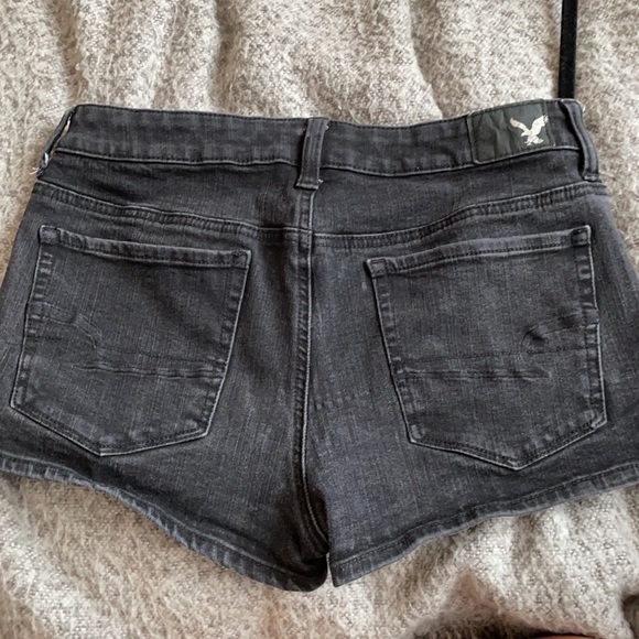 black denim short shorts - Picture 4 of 6